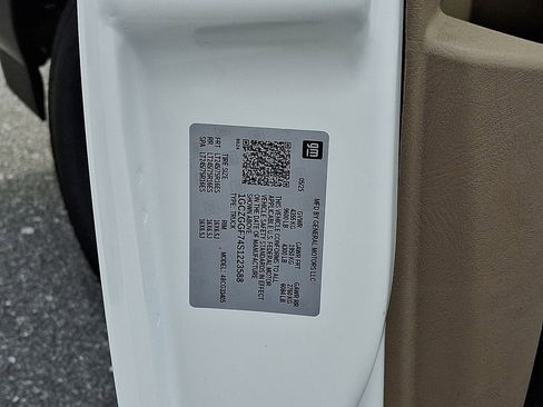 New 2025 Chevrolet Express 3500 WT Van w/ Driver Convenience Package image 14