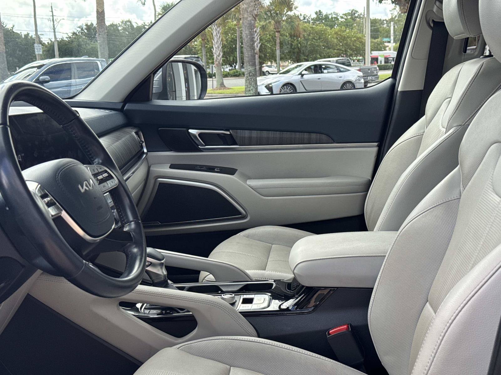 Used 2023 Kia Telluride EX FWD image 14