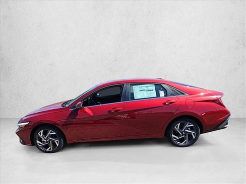 New 2025 Hyundai Elantra Limited image 5