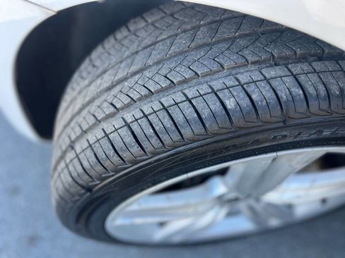 Used 2012 Volkswagen Passat TDI SEL Premium image 27