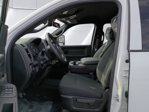 New 2026 RAM 2500 Tradesman AWD/4WD image 10