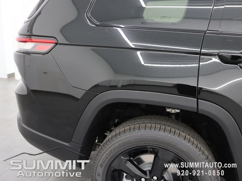 New 2026 Jeep Grand Cherokee L Limited AWD/4WD image 29