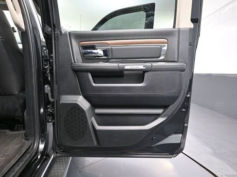 Used 2016 RAM 1500 Laramie w/ Convenience Group image 43
