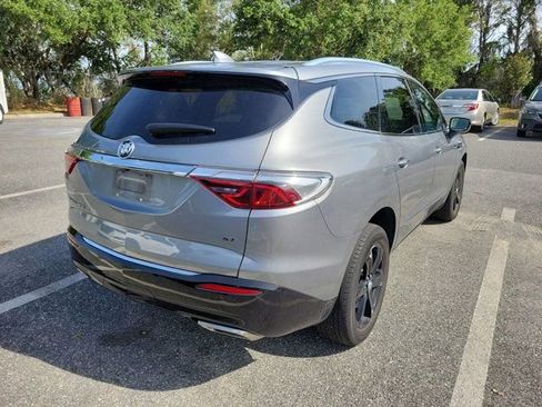 Used 2024 Buick Enclave Essence w/ Sport Touring Edition FWD image 4
