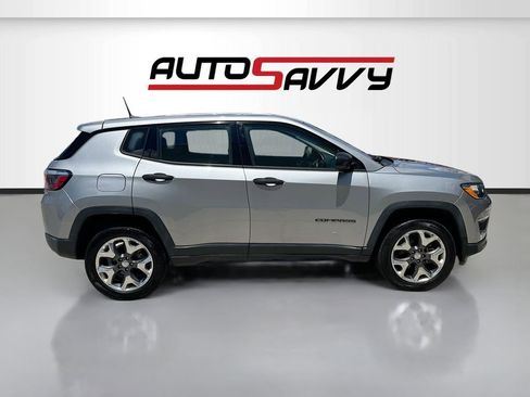 Used 2019 Jeep Compass Sport AWD/4WD image 8