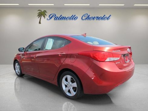 Used 2013 Hyundai Elantra GLS FWD image 4