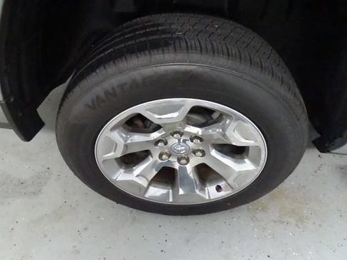 Certified 2022 RAM 1500 Big Horn AWD/4WD image 30