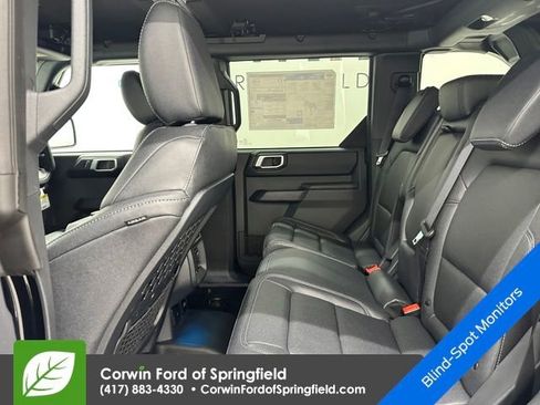 New 2026 Ford Bronco Badlands image 17