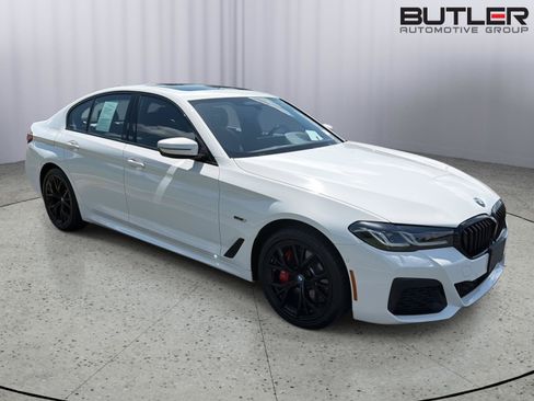 Used 2023 BMW 530e xDrive w/ Premium Package AWD/4WD image 8