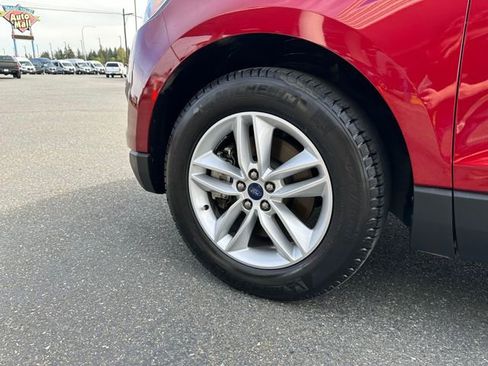 Used 2015 Ford Edge SEL w/ Equipment Group 201A AWD/4WD image 28