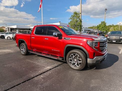 Used 2025 GMC Sierra 1500 SLT w/ SLT Premium Plus Package AWD/4WD image 12