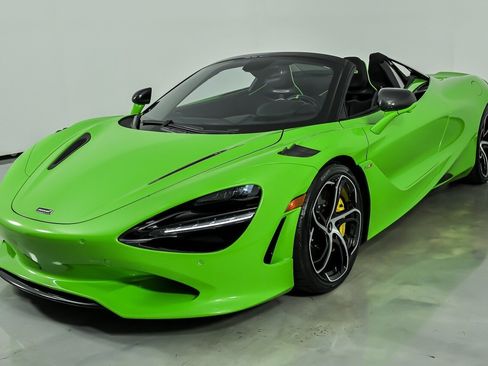 Used 2024 McLaren 750S Spider RWD image 7