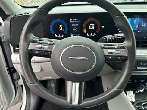 Certified 2025 Hyundai Kona SEL image 13