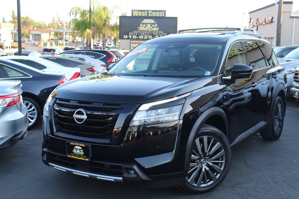 Used 2022 Nissan Pathfinder SL w/ SL Premium Package FWD image 48