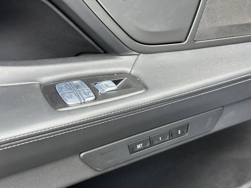 Used 2020 BMW M760i xDrive AWD/4WD image 22