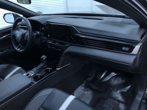 Certified 2025 Toyota Camry SE image 23