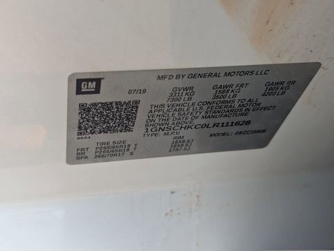 Used 2020 Chevrolet Suburban LT RWD image 10