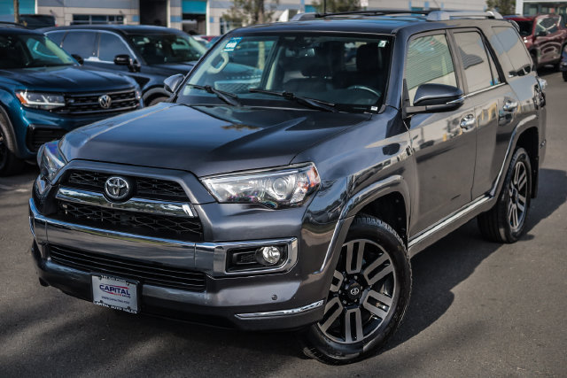 Used 2018 Toyota 4Runner Limited AWD/4WD image 7