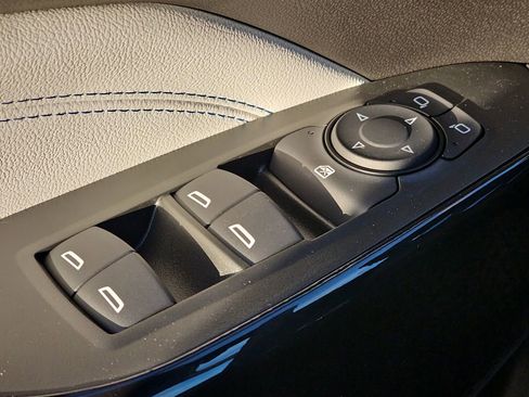 New 2026 Chevrolet Trax LT image 27