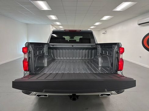 New 2026 Chevrolet Silverado 1500 LT w/ Z71 Off-Road Package AWD/4WD image 8