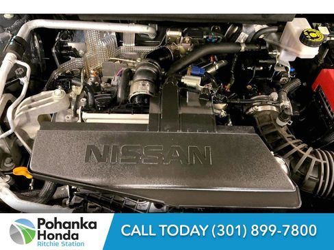 Used 2024 Nissan Rogue S image 33