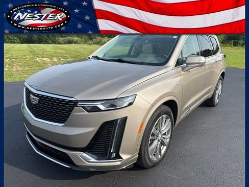 Used 2022 Cadillac XT6 Premium Luxury AWD/4WD image 1