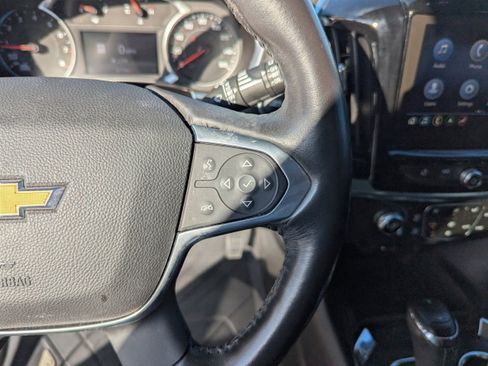 Used 2020 Chevrolet Traverse LT w/ LT Premium Package image 24