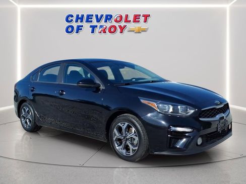 Used 2019 Kia Forte LXS FWD image 1