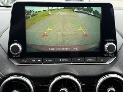 Used 2025 Nissan Sentra SV FWD image 28