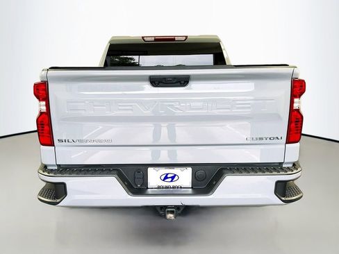 Used 2024 Chevrolet Silverado 1500 Custom RWD image 6