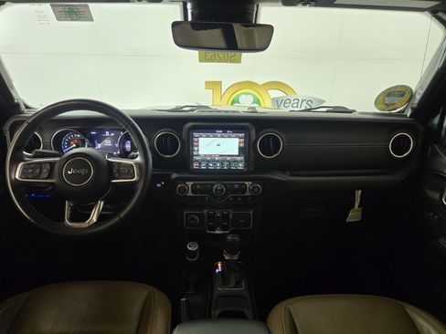 Used 2022 Jeep Wrangler Unlimited Sahara w/ Safety Group AWD/4WD image 13