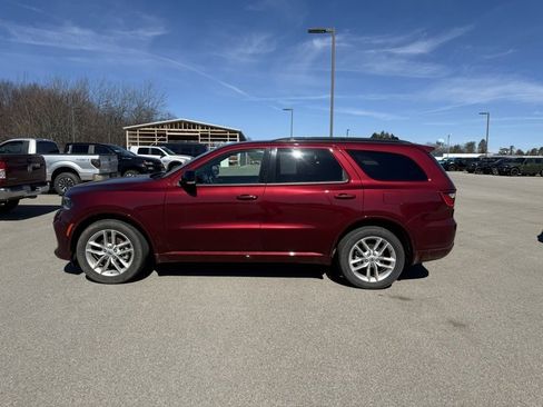 Used 2025 Dodge Durango GT image 9