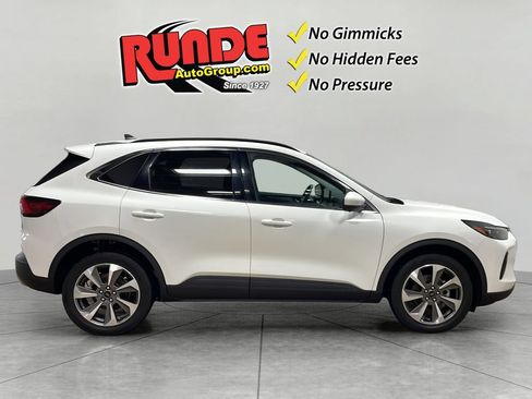 Used 2024 Ford Escape Platinum AWD/4WD image 7
