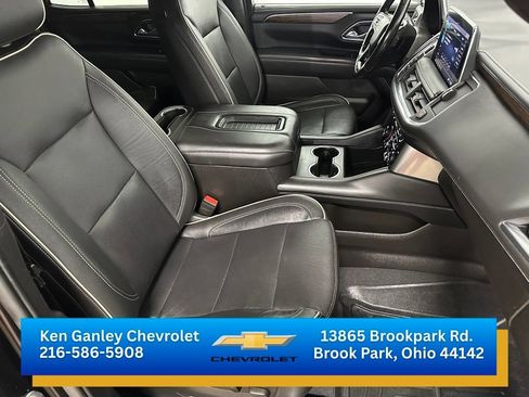 Used 2021 Chevrolet Tahoe Premier w/ Premium Package AWD/4WD image 24