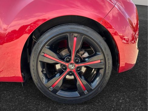 Used 2016 Hyundai Veloster w/ Option Group 02 image 13