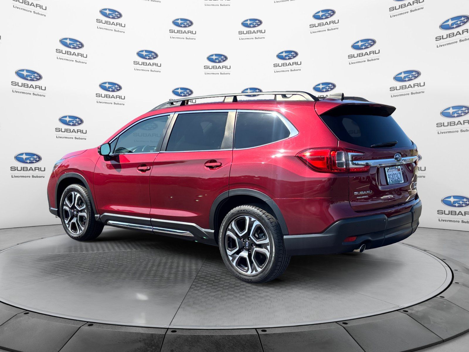 Used 2023 Subaru Ascent Limited AWD/4WD image 4