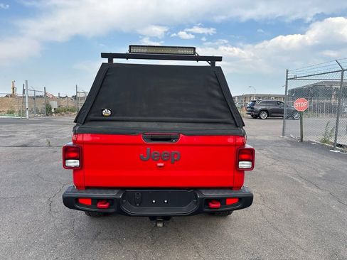 Used 2022 Jeep Gladiator Rubicon w/ Cold Weather Group AWD/4WD image 5