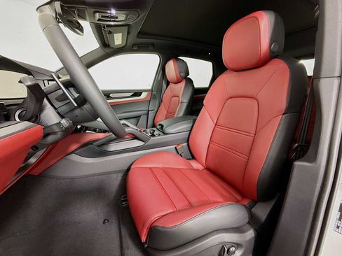 New 2026 Porsche Cayenne E-Hybrid image 5