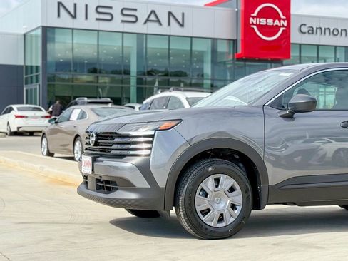 New 2026 Nissan Kicks S image 2