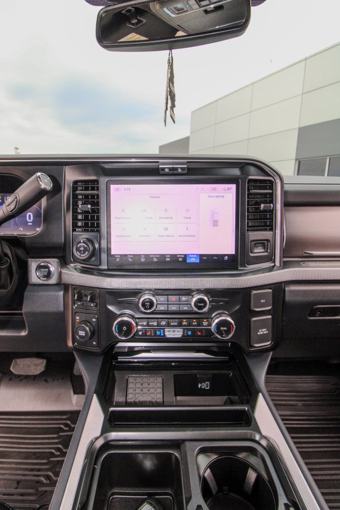 Used 2026 Ford F350 Platinum w/ FX4 Off-Road Package AWD/4WD image 31
