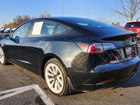 Used 2022 Tesla Model 3 image 15