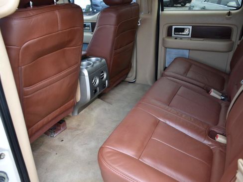 Used 2013 Ford F150 King Ranch w/ King Ranch Luxury Pkg AWD/4WD image 25