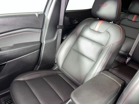 Used 2024 Chevrolet Trax RS w/ Driver Confidence Package FWD image 25