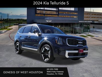 Used 2024 Kia Telluride S w/ S Sunroof Package