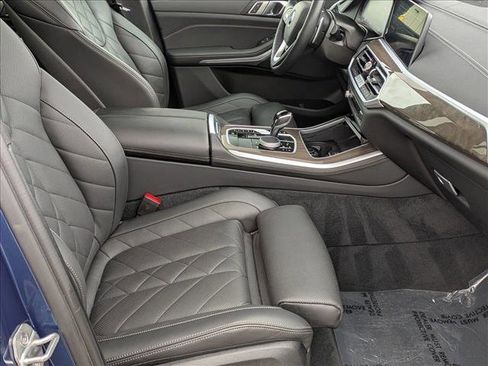 Used 2023 BMW X5 xDrive40i w/ Premium Package image 22
