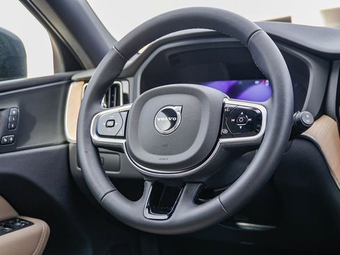 New 2026 Volvo XC60 B5 Plus w/ Protection Package Premier image 15