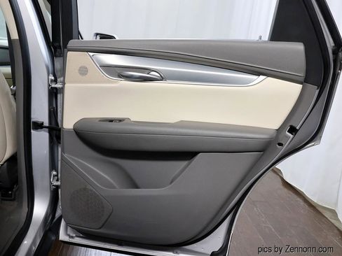 Used 2018 Cadillac XT5 Luxury image 29