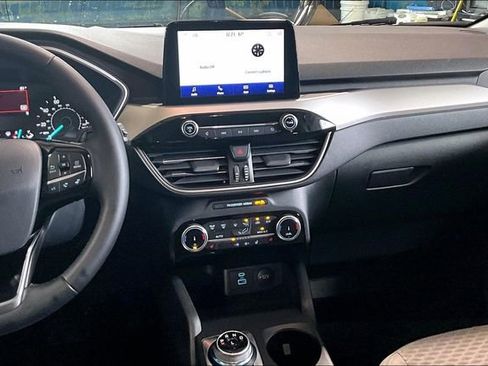 Used 2022 Ford Escape SE w/ Convenience Package image 6