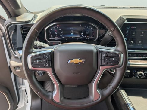 Used 2024 Chevrolet Silverado 3500 LTZ w/ LTZ Convenience Package AWD/4WD image 21