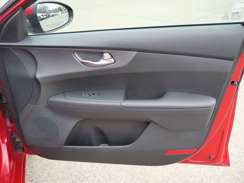 Used 2021 Kia Forte LXS image 16